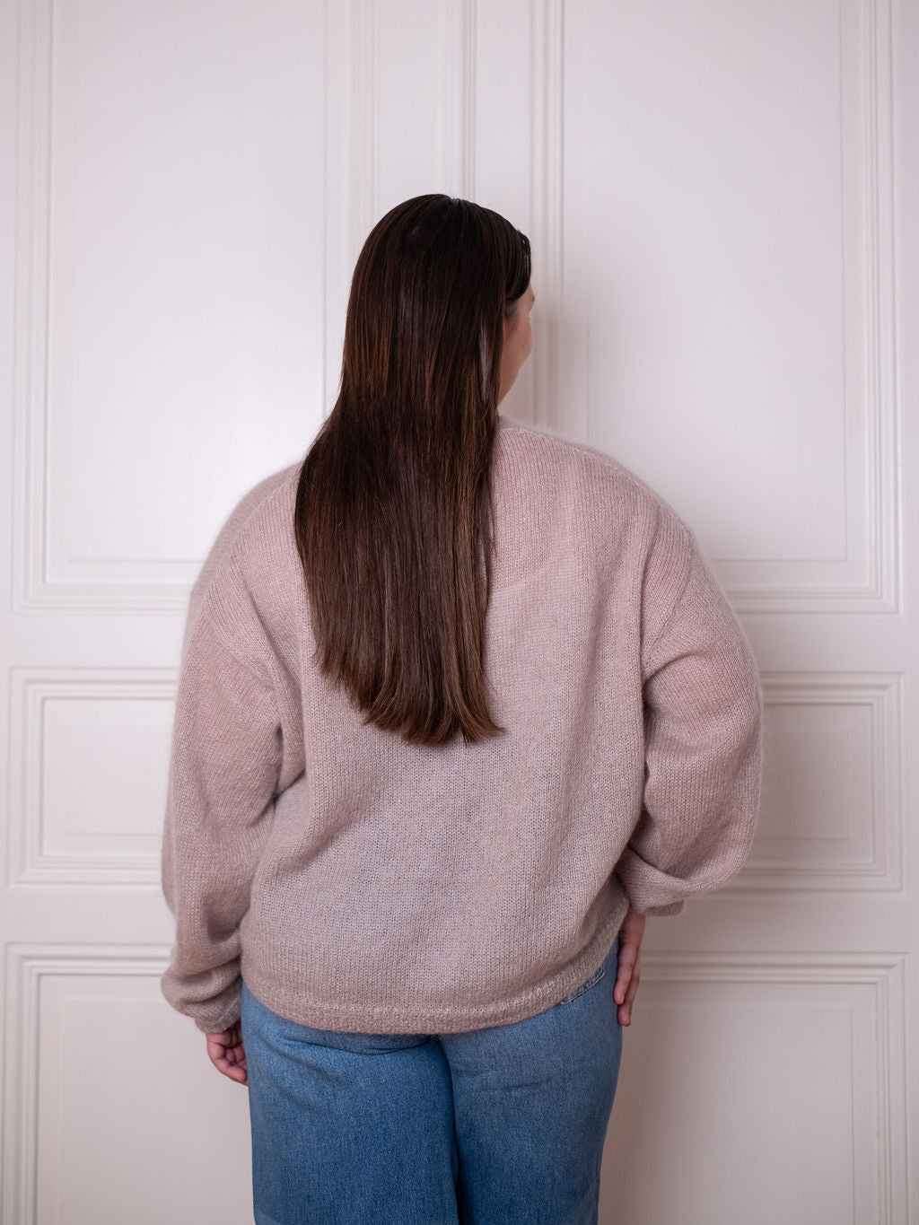 Cardigan V - Nutty Nudge