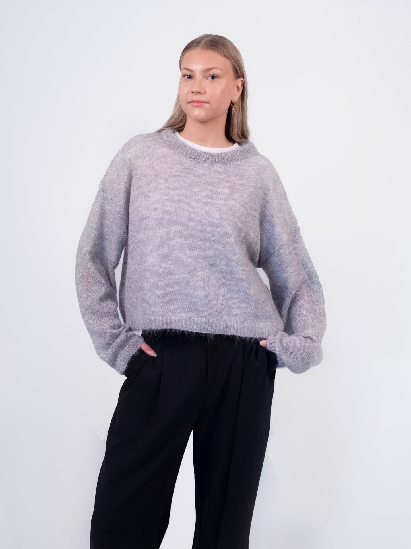 Sweater O - Grey Day