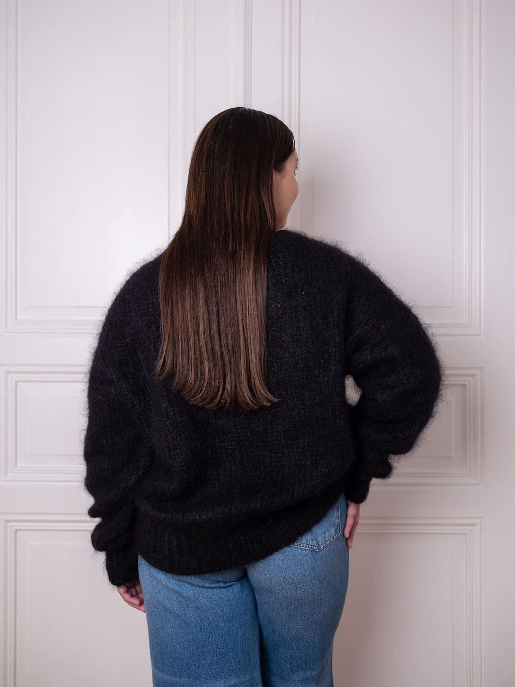 Chunky Sweater V - Forever Friend