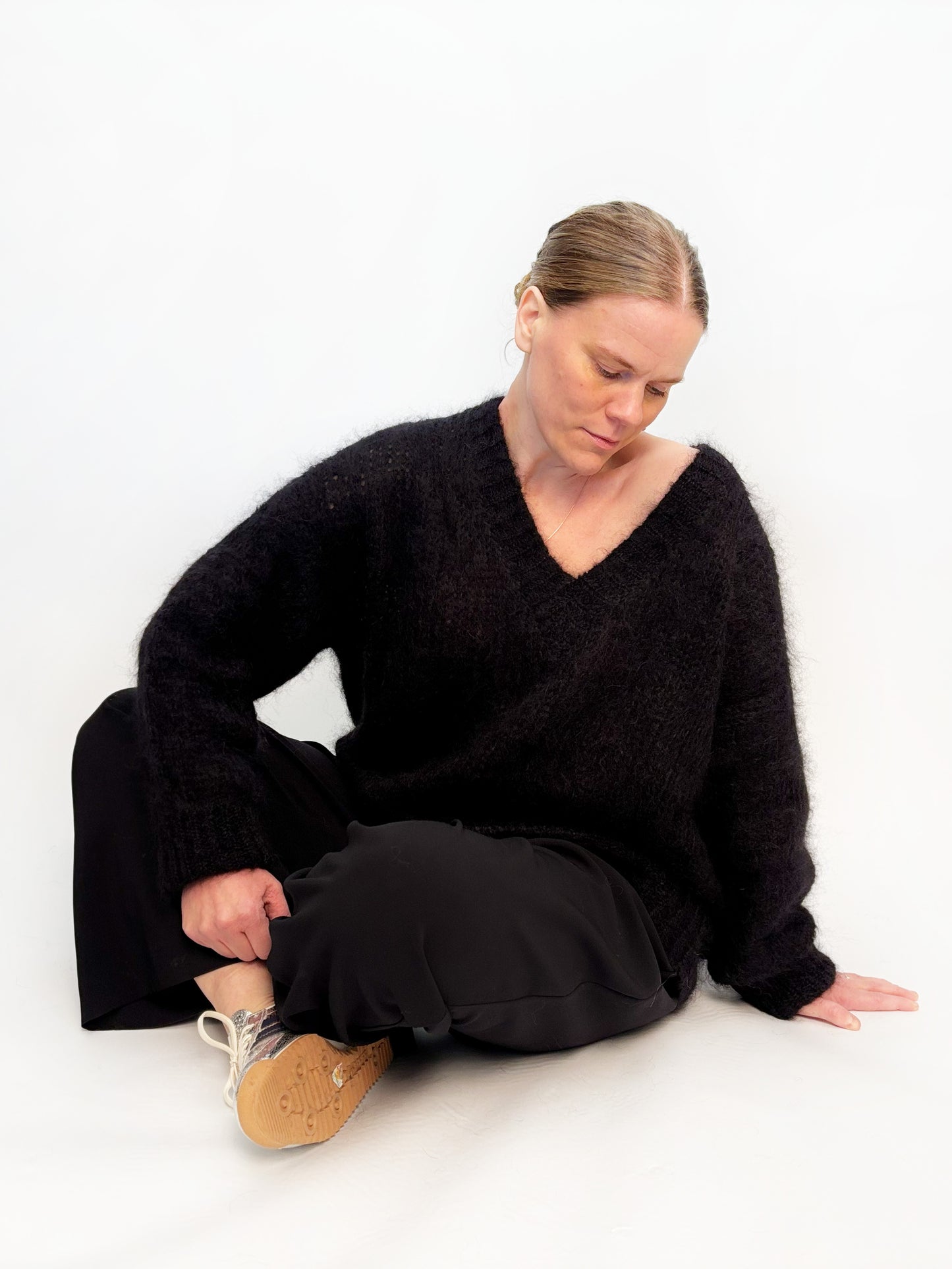 Relaxed Chunky Sweater V - Forever Friend