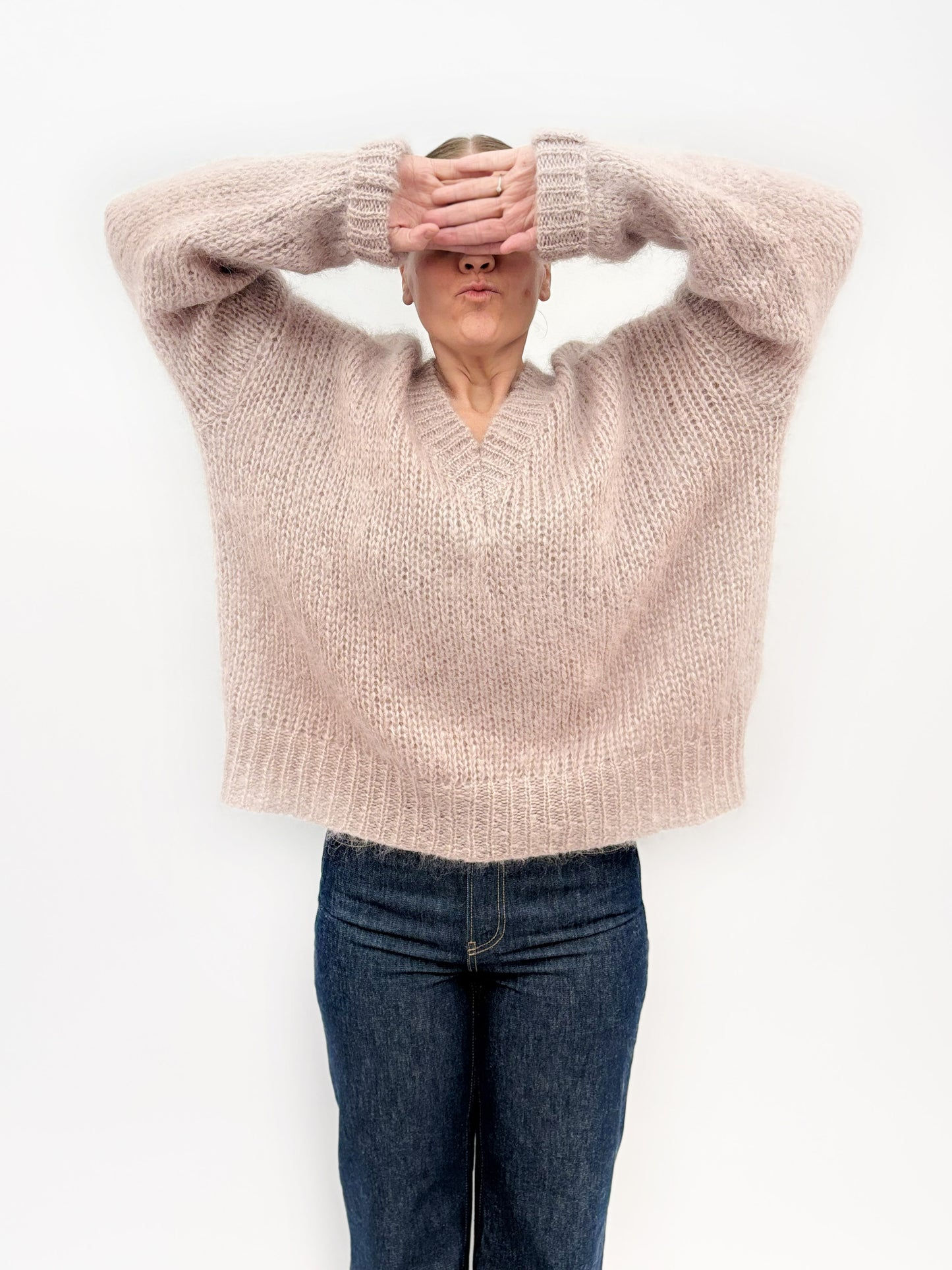 Relaxed Chunky Sweater V - Nutty Nudge