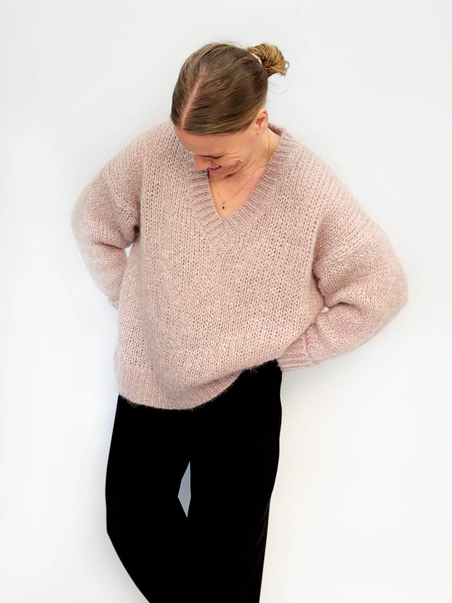 Relaxed Chunky Sweater V - Nutty Nudge