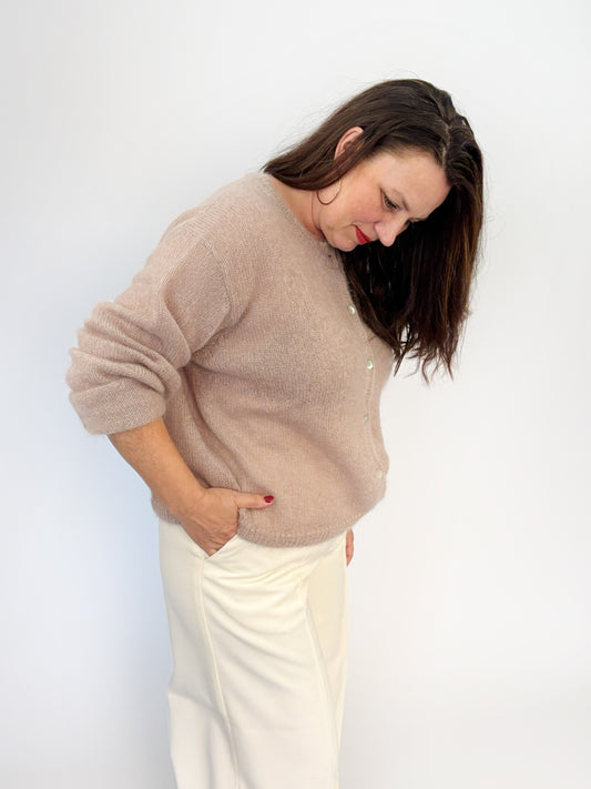 Cardigan O - Nutty Nudge