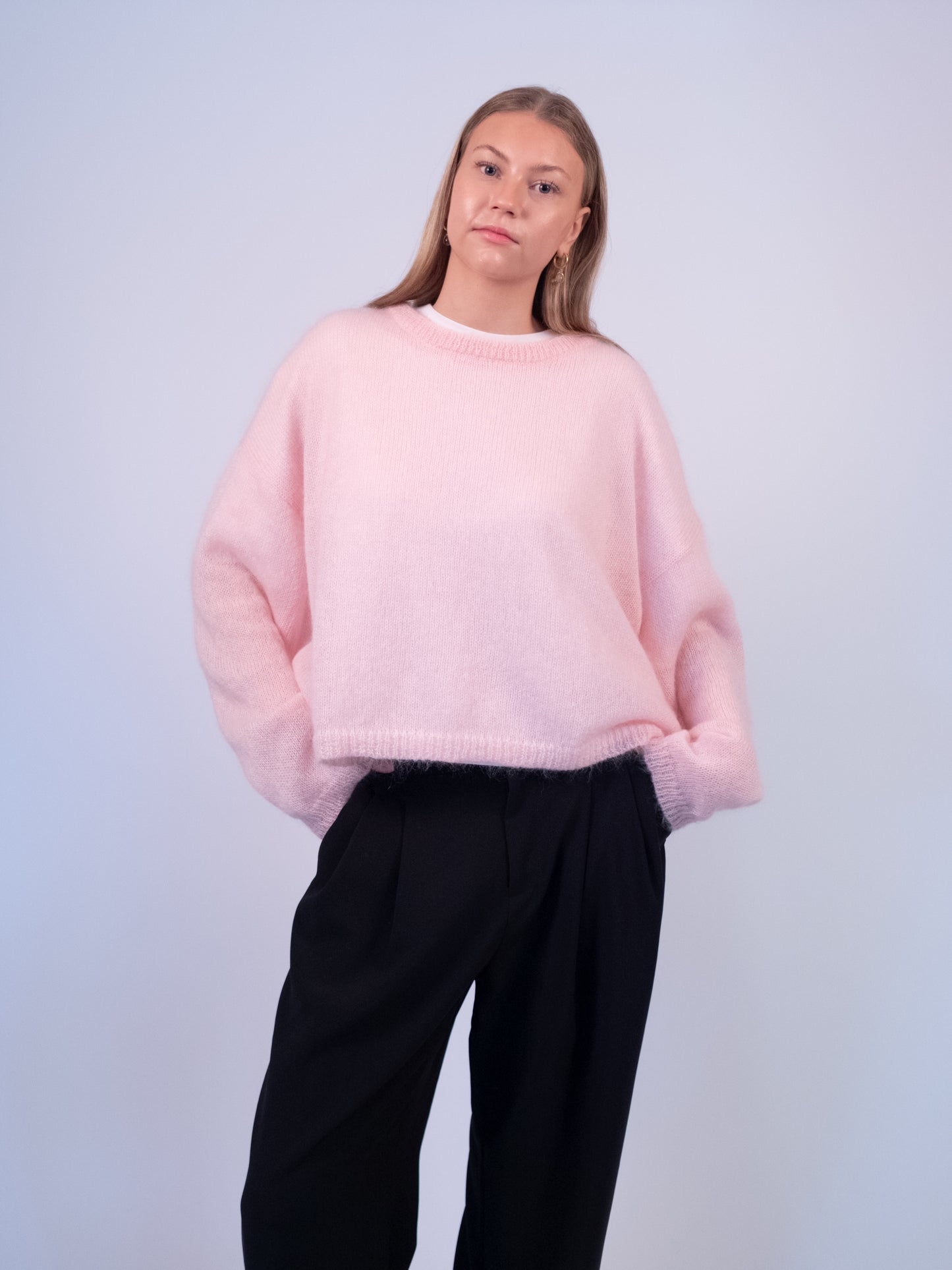 Sweater O - Hello Babe