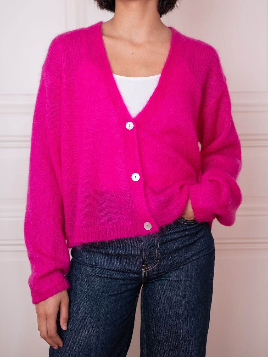 Cardigan V - Think Pink