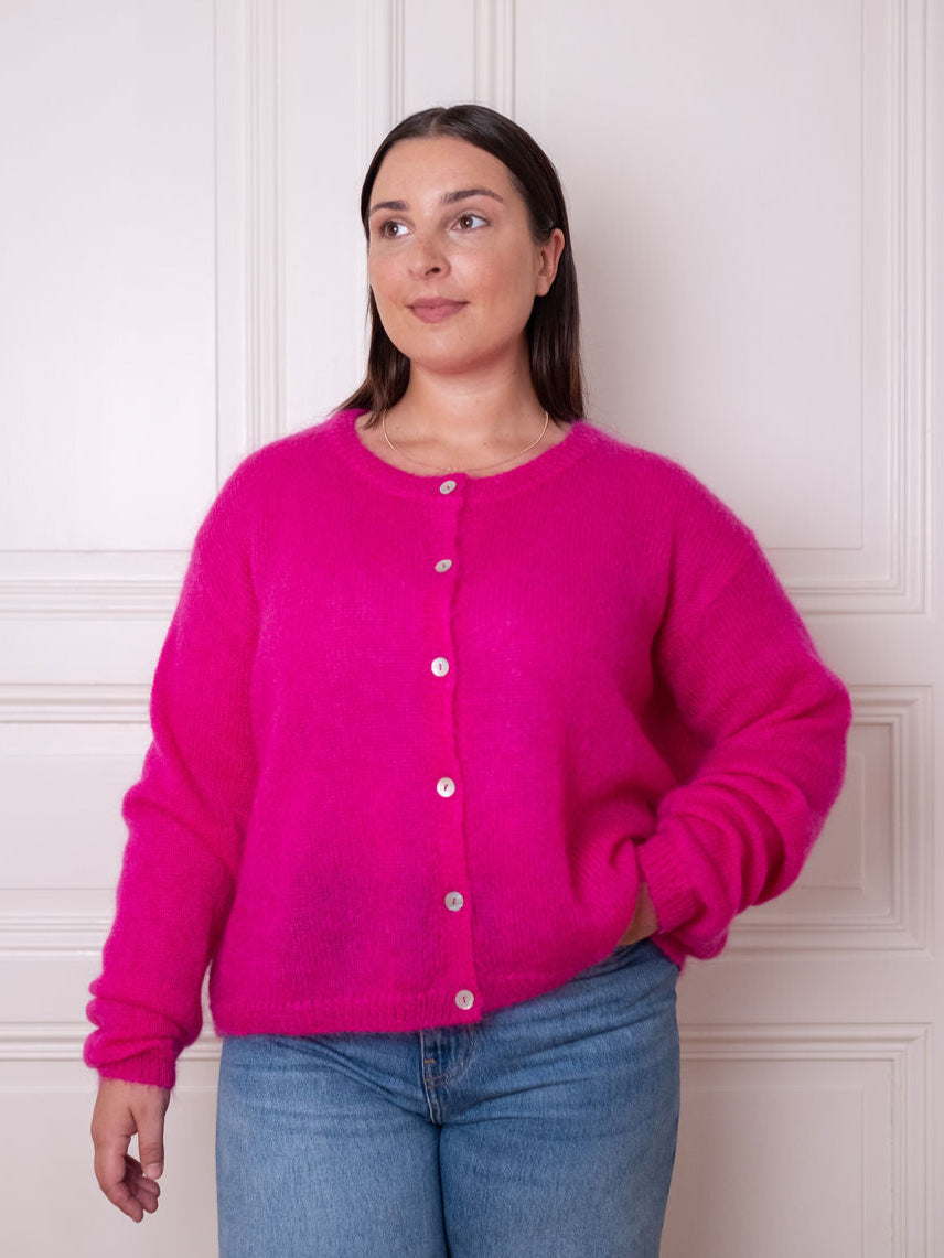 Cardigan O - Think Pink