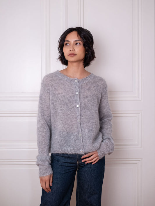 Cardigan O - Grey Day